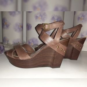 Gianni Bini Leather Cross Ankle Strap Stud/Wedge